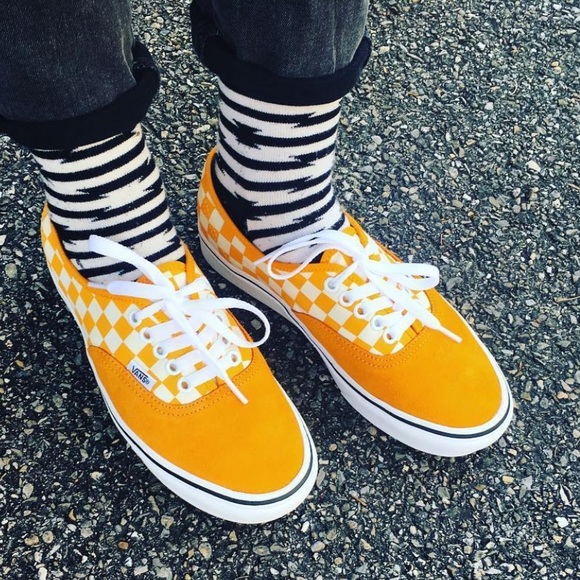 vans comfycush yellow